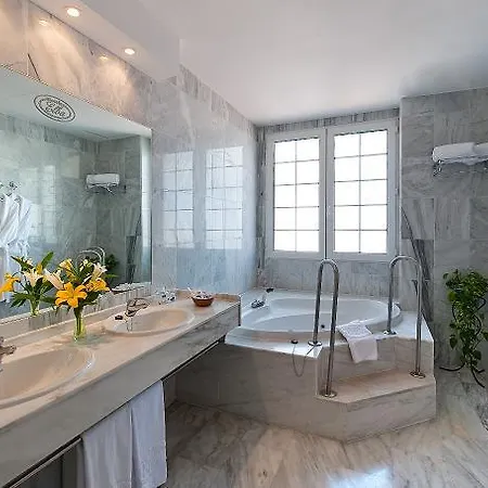 Hotel Elba & Business 4*
